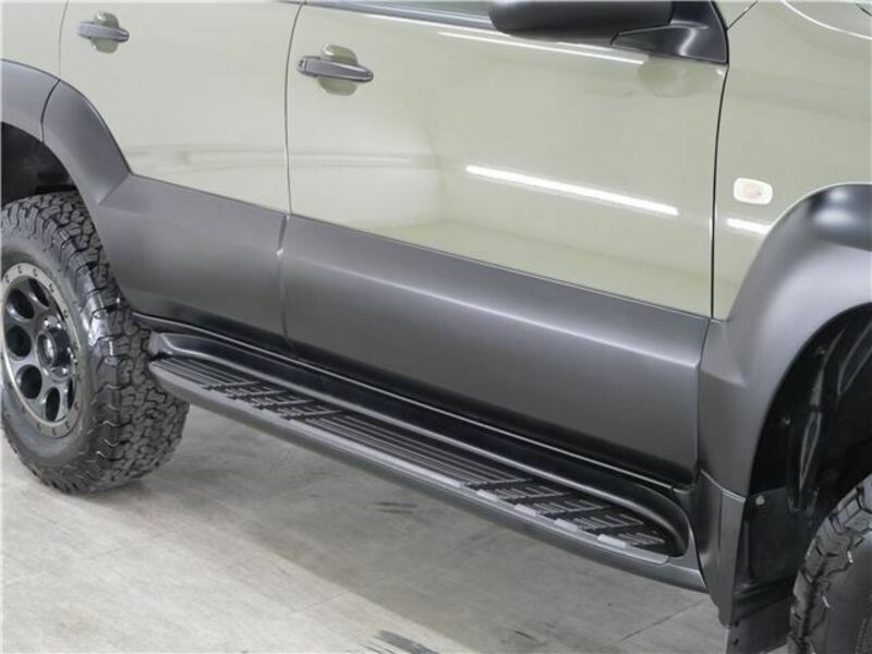 LAND CRUISER PRADO-43