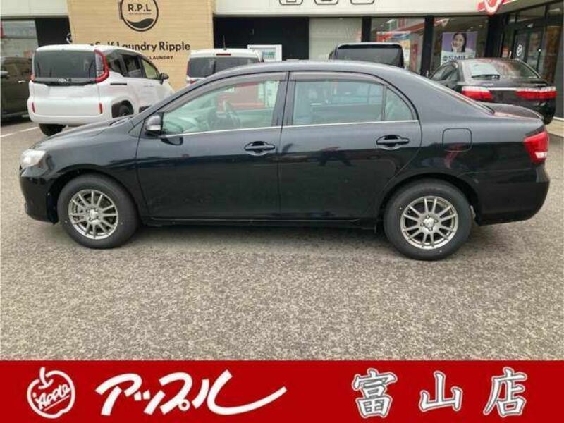 COROLLA AXIO