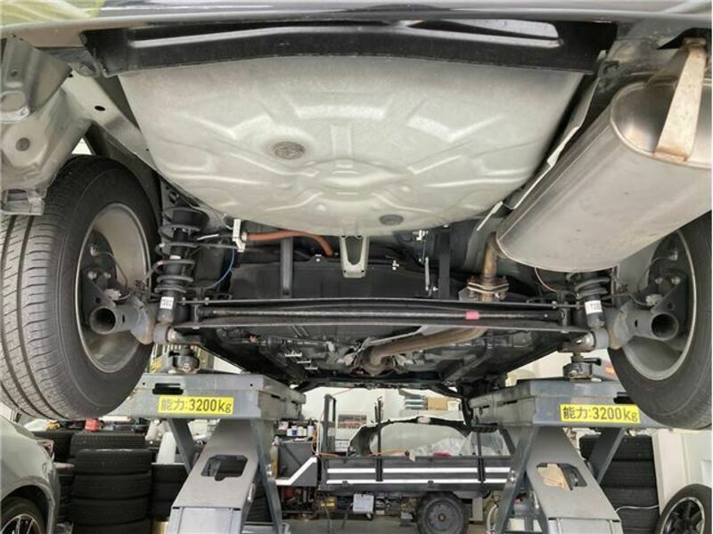 COROLLA AXIO