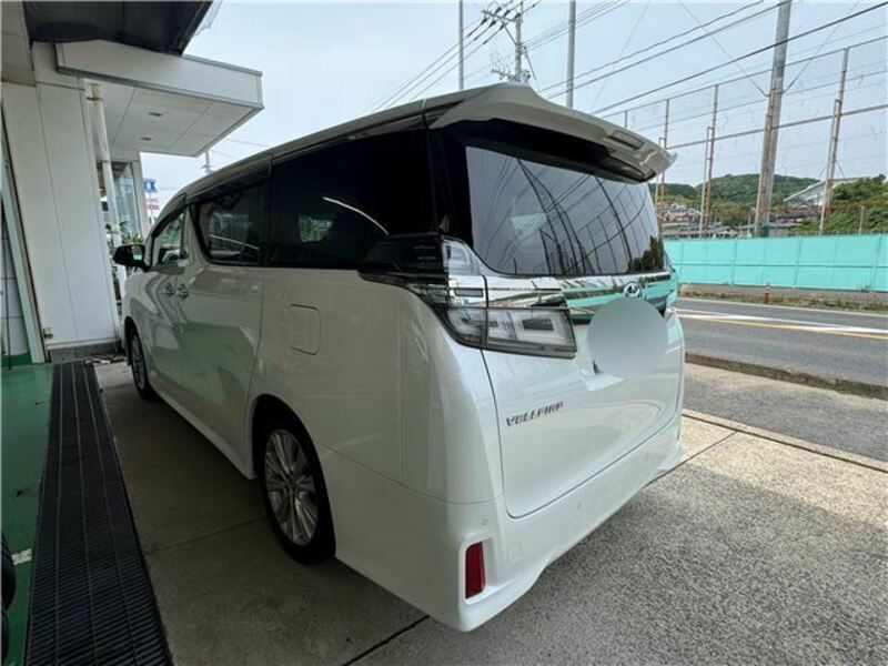 VELLFIRE