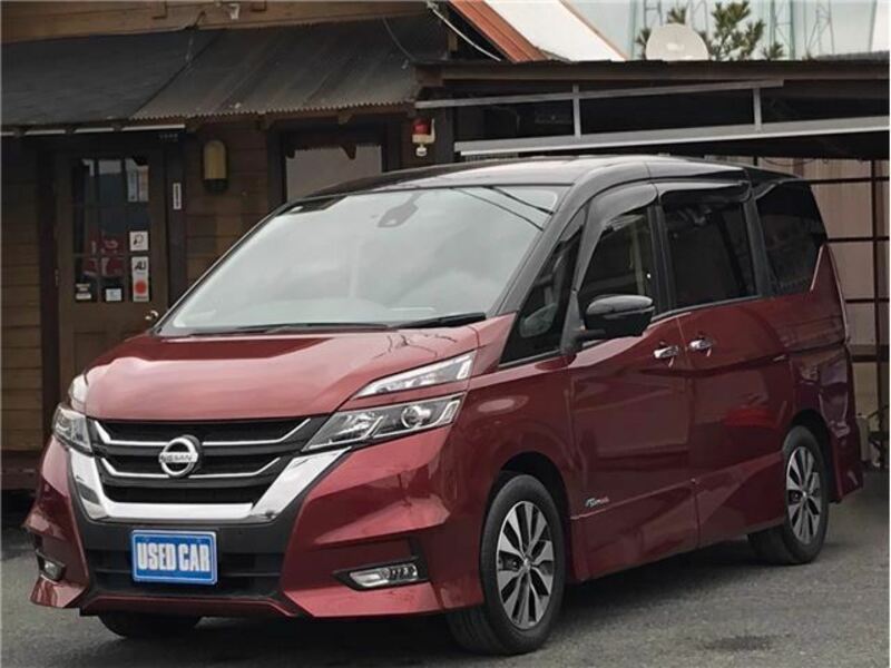 NISSAN　SERENA