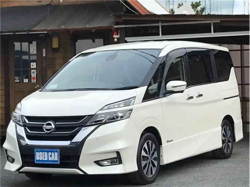 NISSAN　SERENA