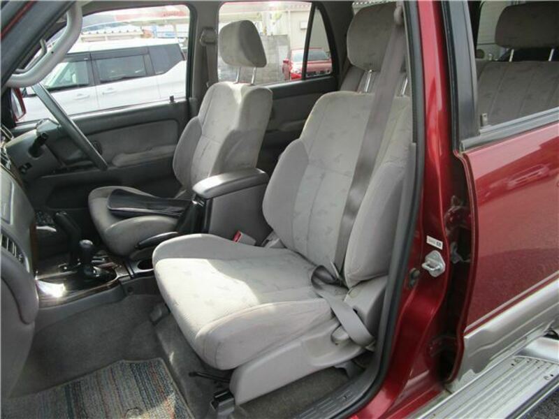 HILUX SURF
