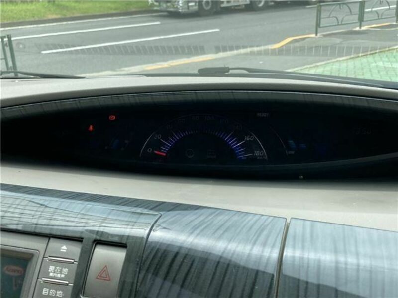 ESTIMA HYBRID-19