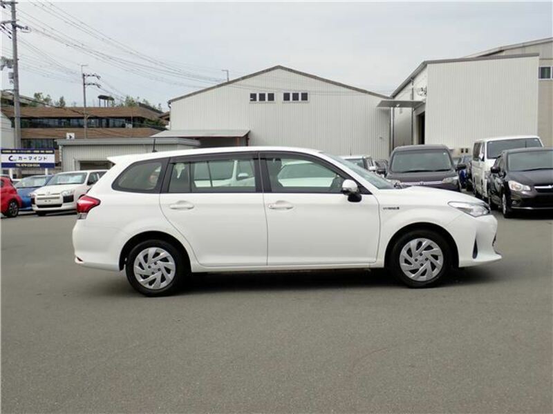 COROLLA FIELDER