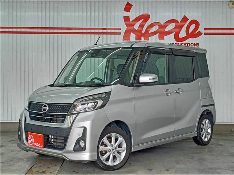 NISSAN DAYZ ROOX