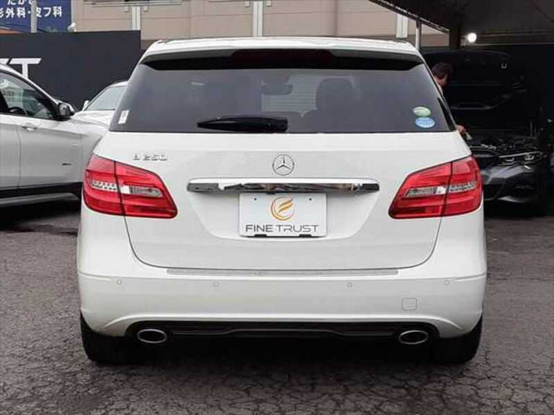 B-CLASS-17