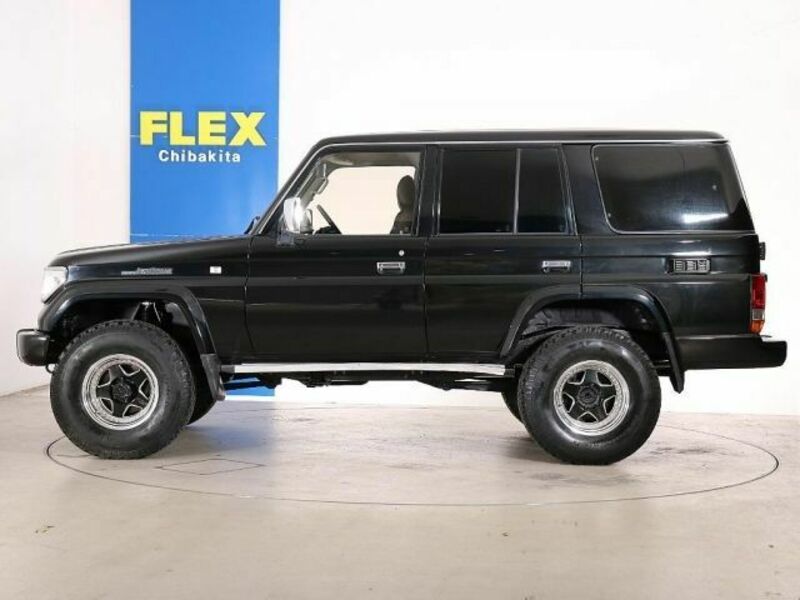 LAND CRUISER PRADO-9
