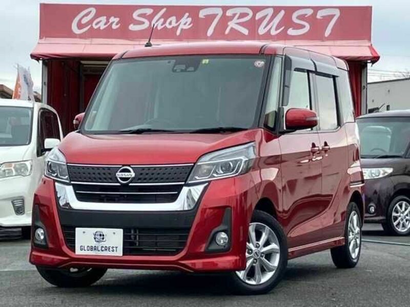 NISSAN DAYZ ROOX