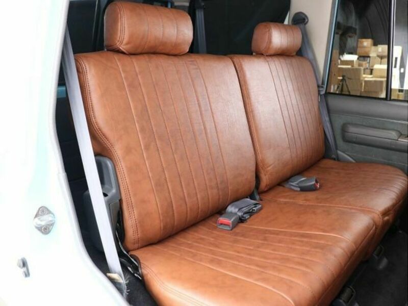 LAND CRUISER PRADO-6