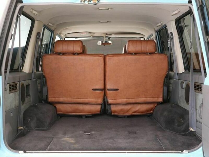 LAND CRUISER PRADO-7