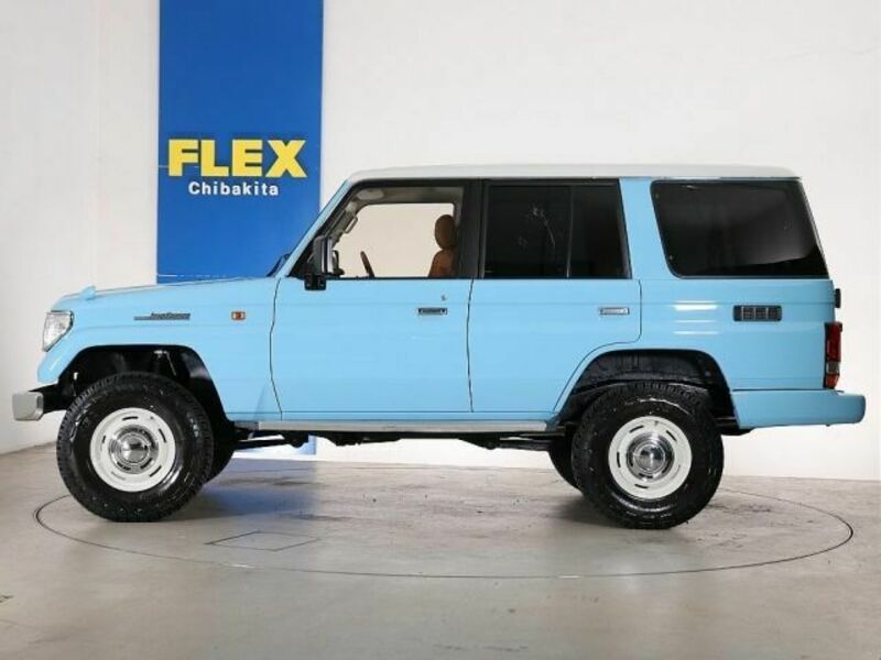 LAND CRUISER PRADO-9