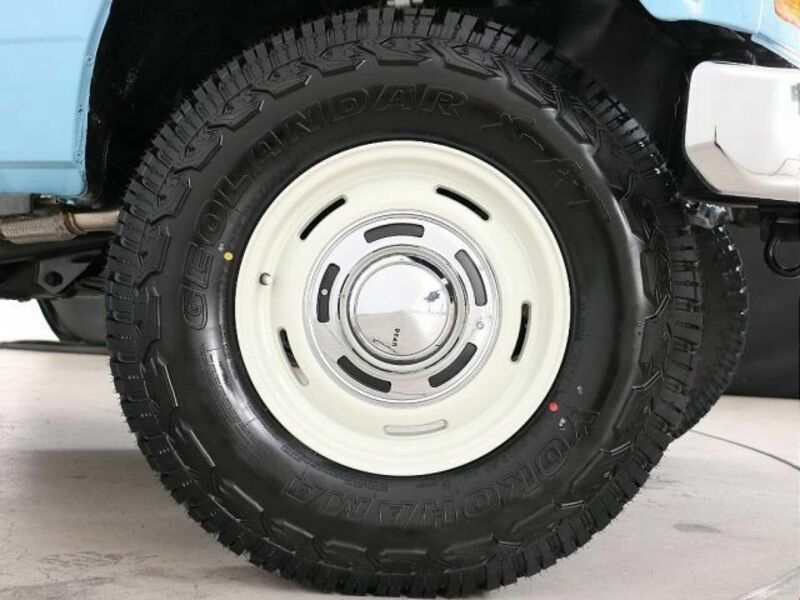 LAND CRUISER PRADO-12