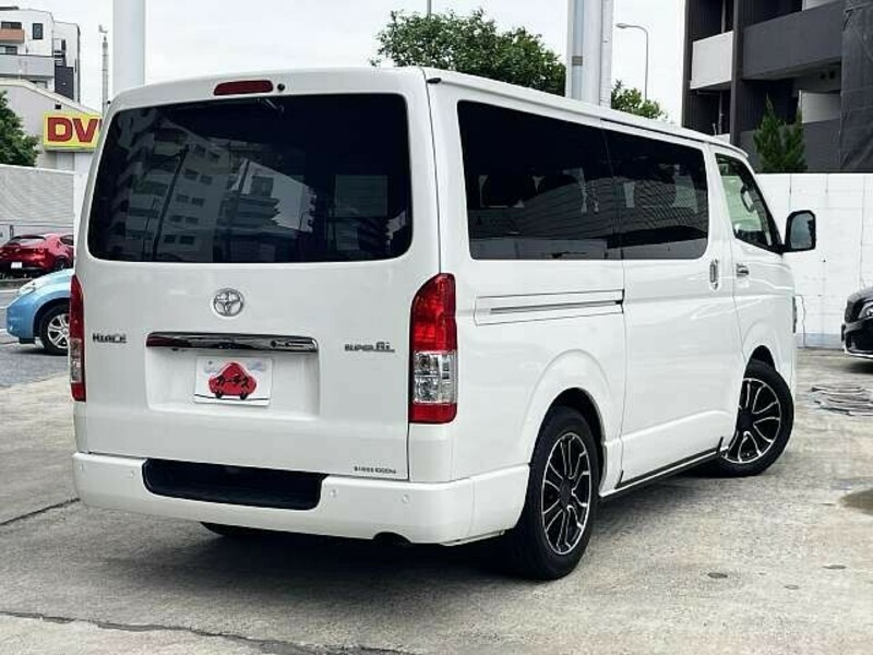 HIACE VAN