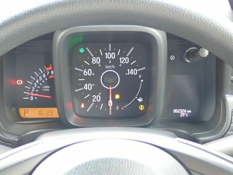 N-VAN