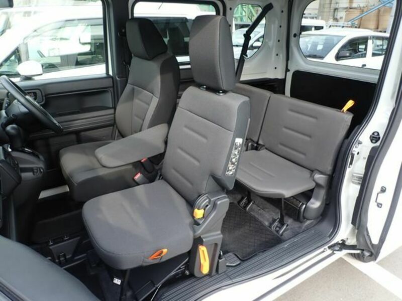 N-VAN