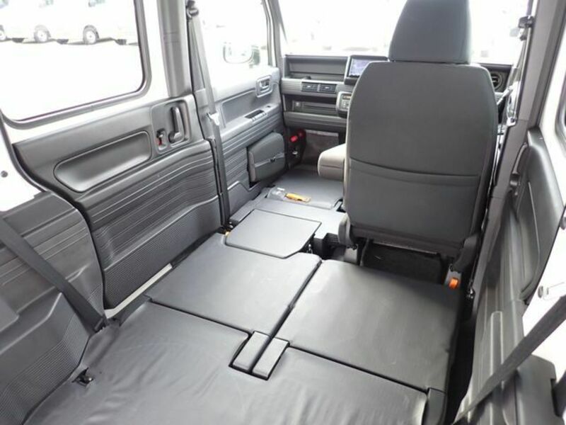 N-VAN