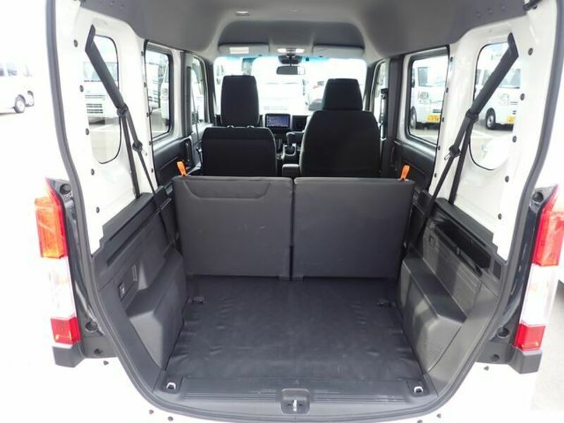 N-VAN
