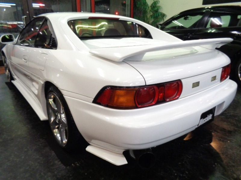MR2