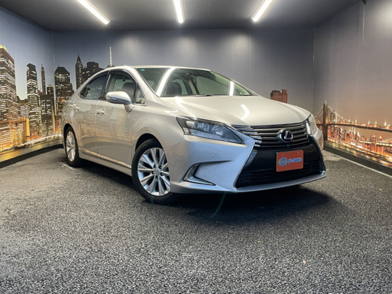 LEXUS HS