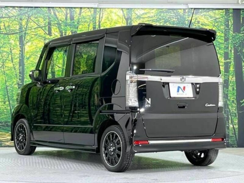 N BOX CUSTOM