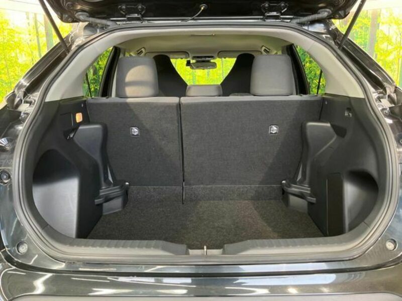 YARIS CROSS