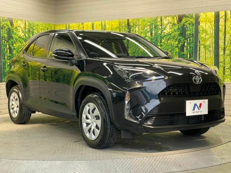 YARIS CROSS