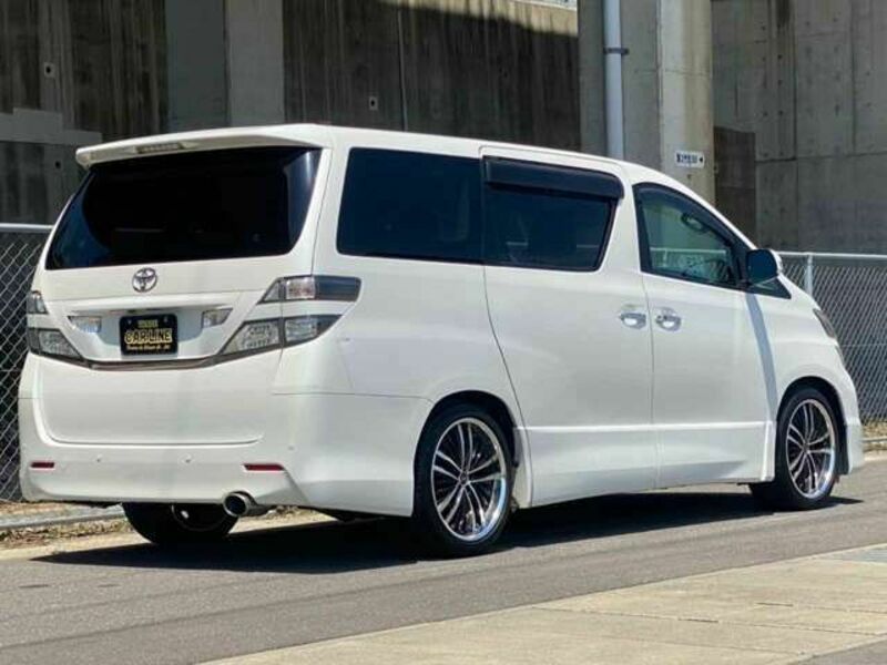 VELLFIRE-1
