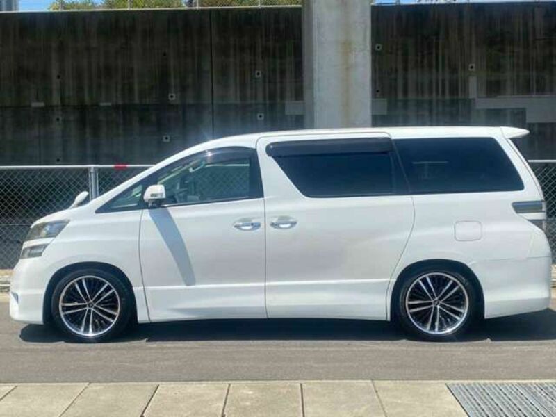 VELLFIRE-10