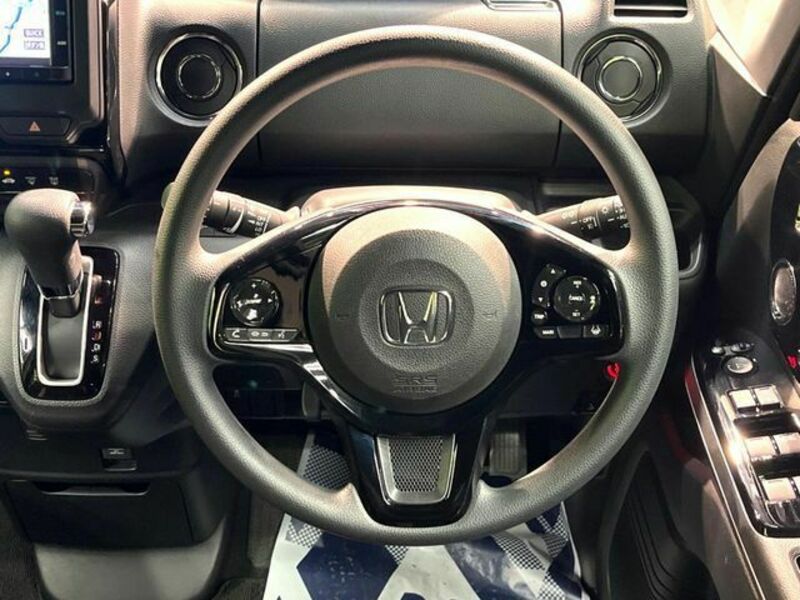 N BOX CUSTOM-10