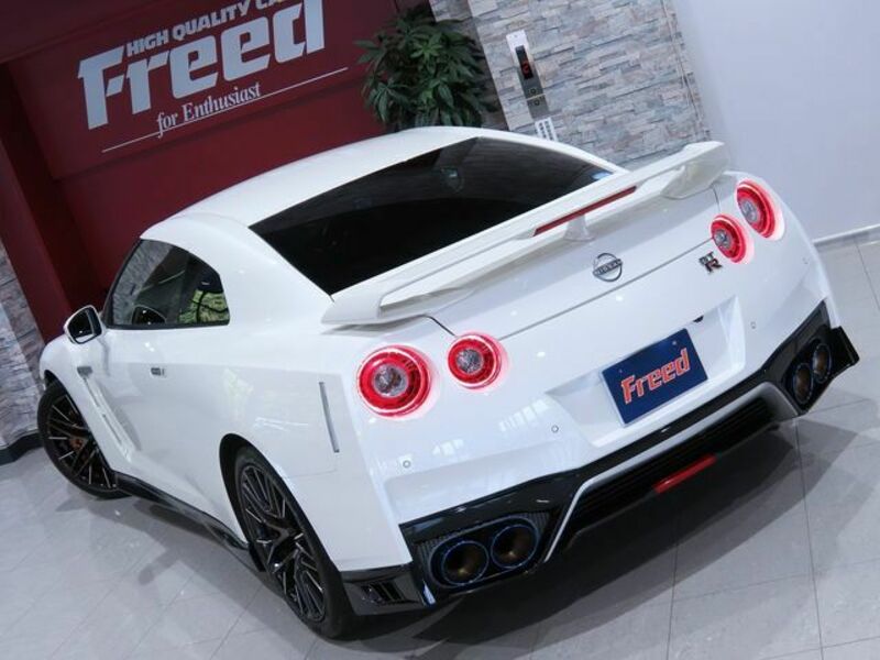 GT-R-4