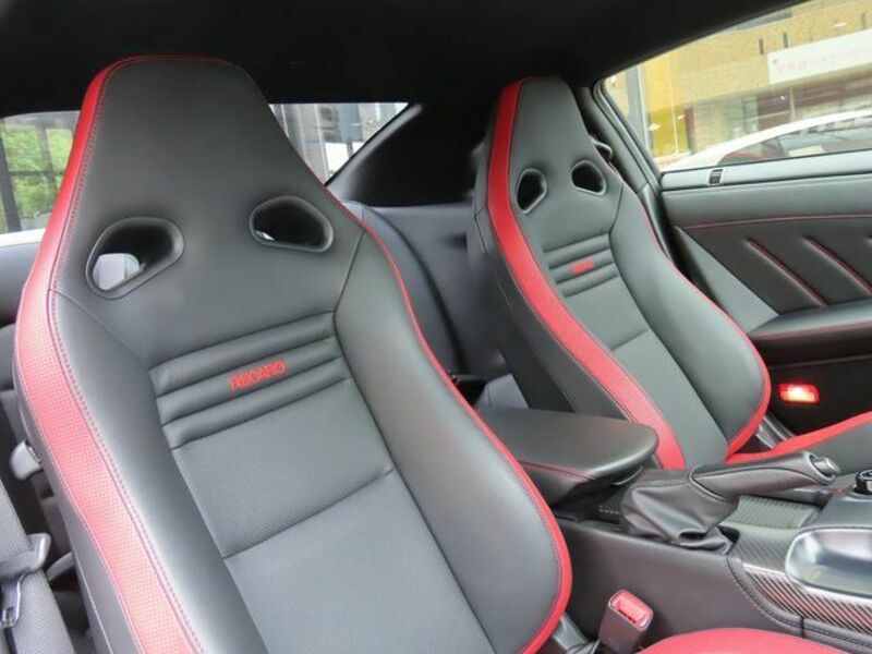 GT-R-11