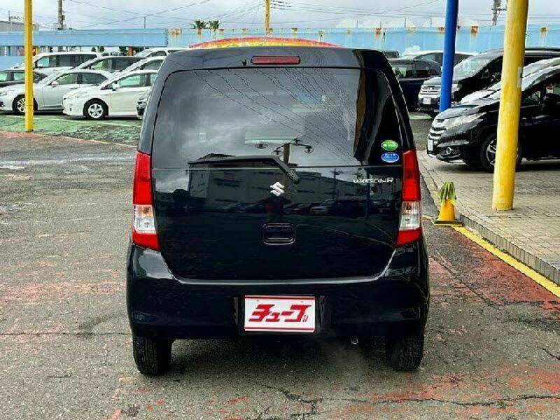 WAGON R-13