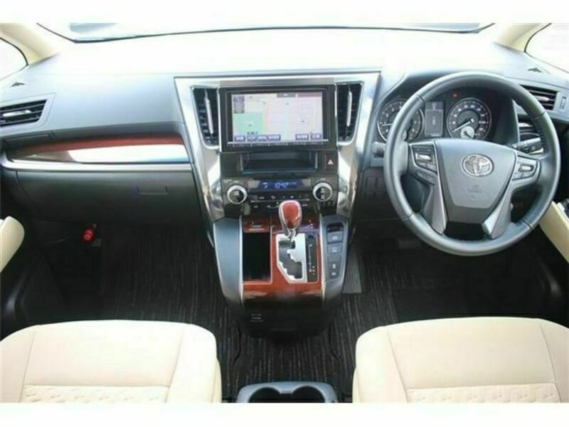 VELLFIRE-16