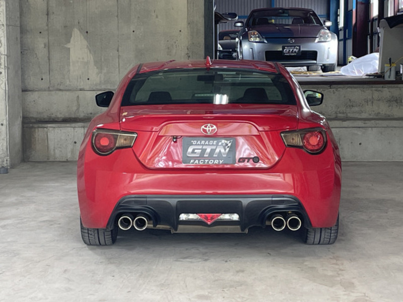 86