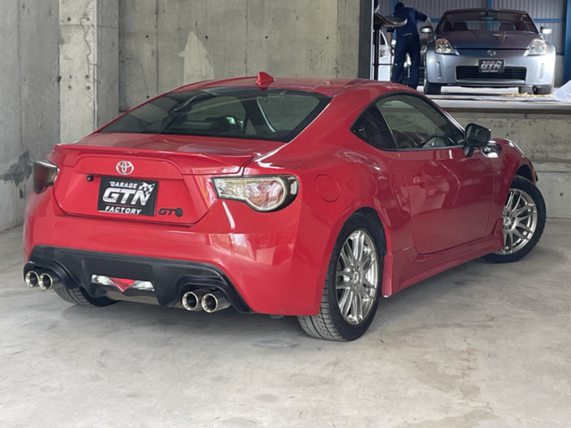 86