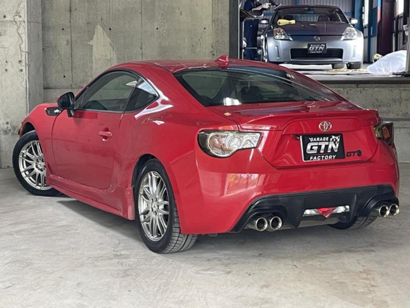 86