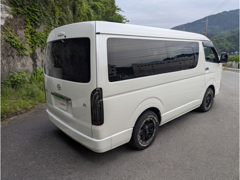 HIACE