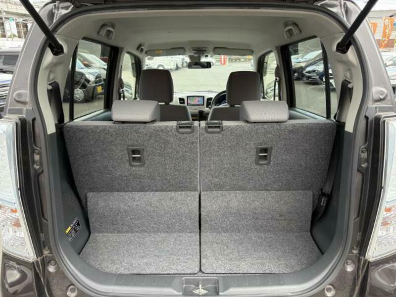 WAGON R-16