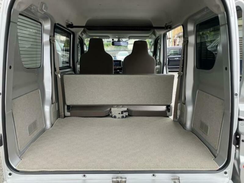 CLIPPER VAN