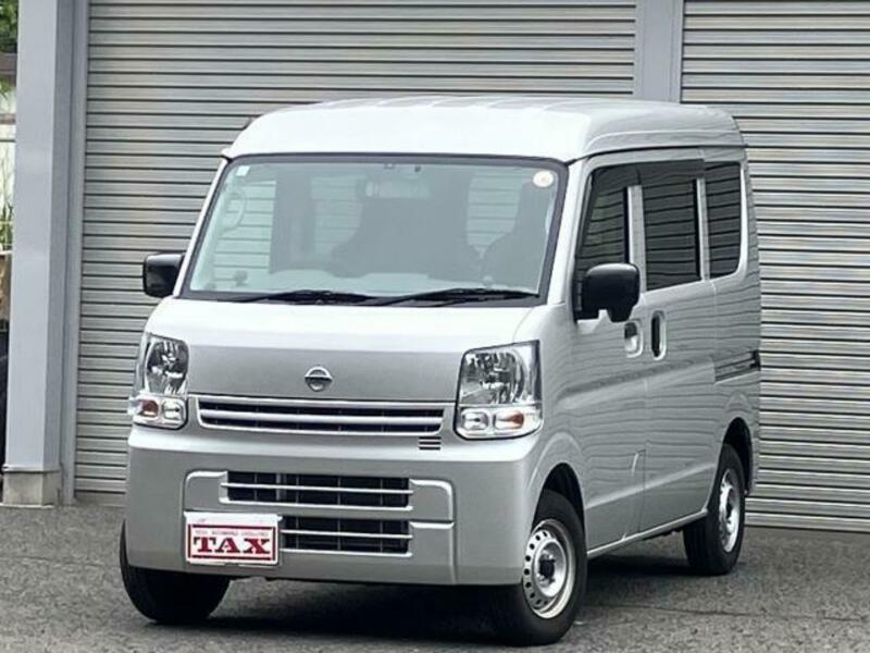 NISSAN CLIPPER VAN