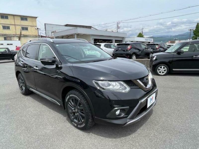 X-TRAIL
