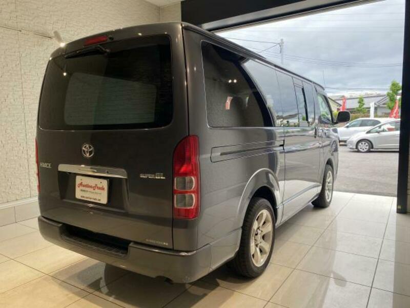 HIACE VAN