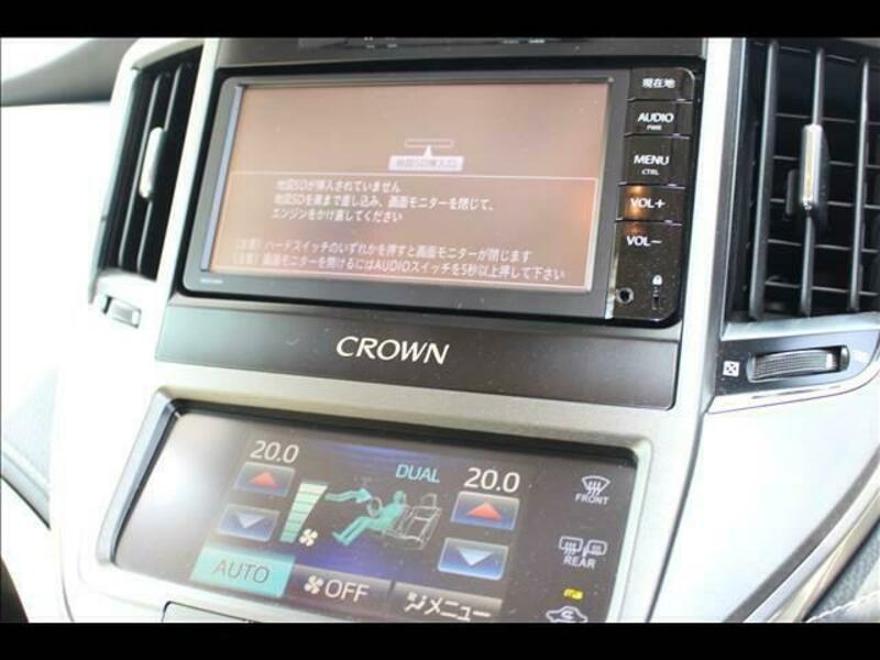CROWN-3