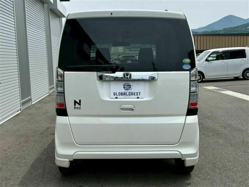 N BOX