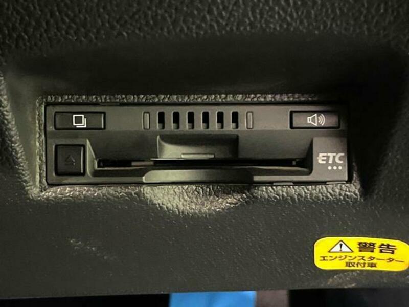 PRIUS-6