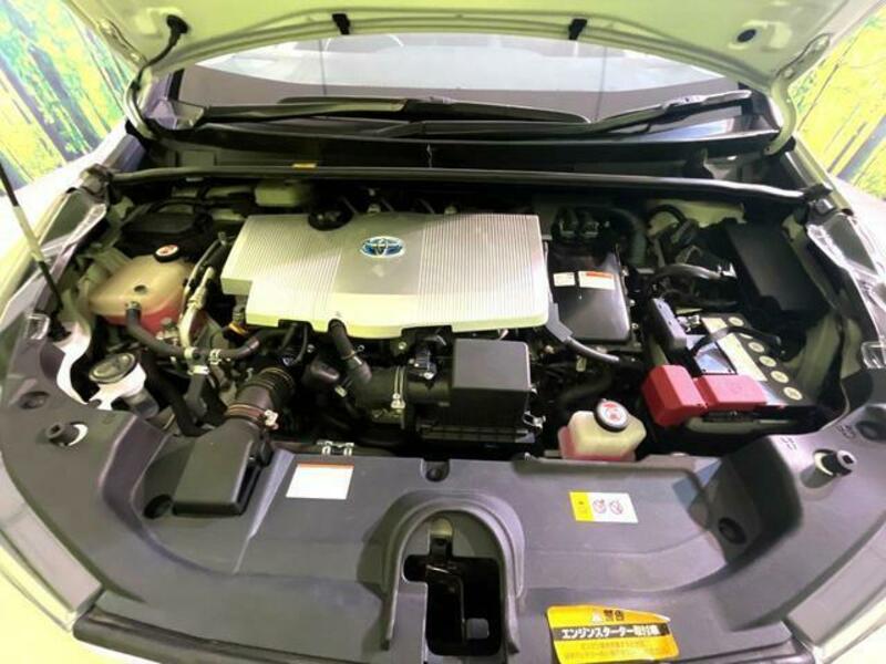 PRIUS-17