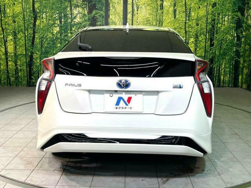 PRIUS-14