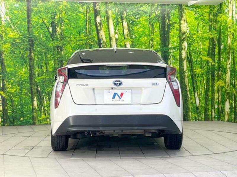 PRIUS-14