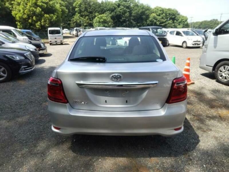 COROLLA AXIO